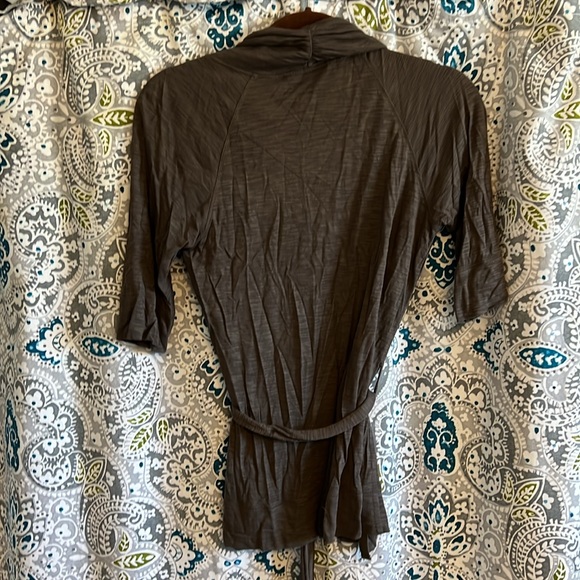 Banana Republic Cardigan - Picture 3 of 3